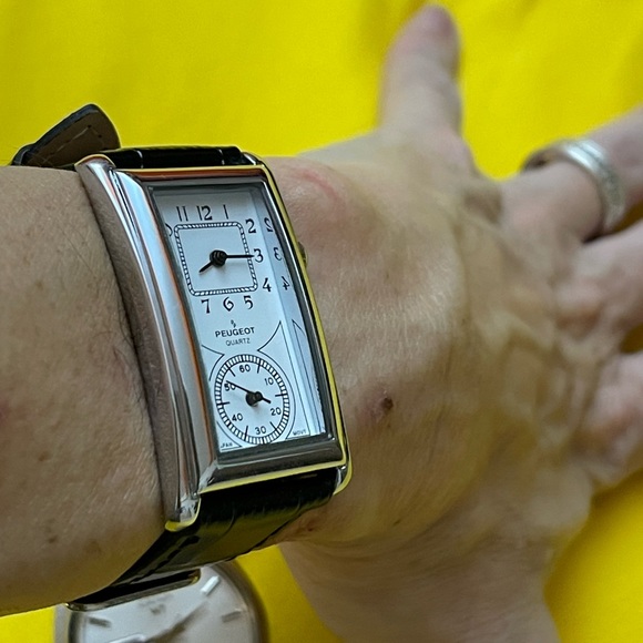 STUPEFYING ✨⭐️🌟Beautiful Deco Tank Prince Style Quartz Watch Silver & Wite Dial - Picture 6 of 7